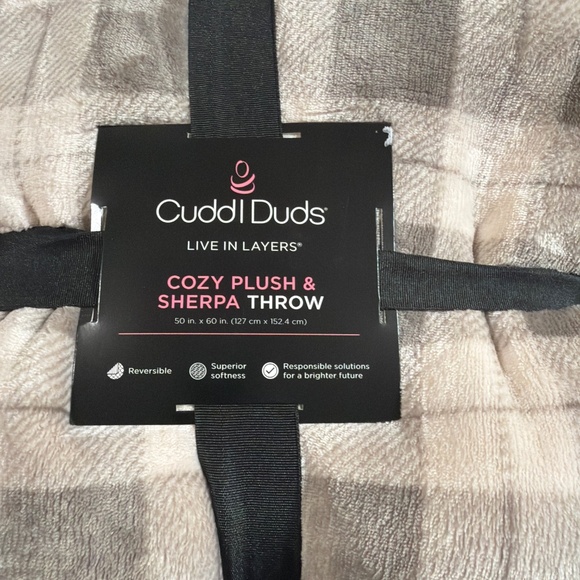Cuddl Duds® Plush Sherpa Throw Blanket - Picture 3 of 6